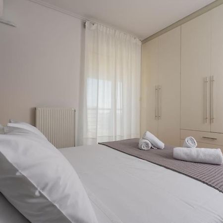 אתונה Bright & Elegant 2Bd Apt W/ View מראה חיצוני תמונה