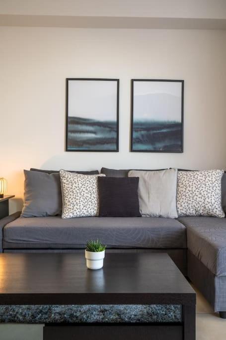 אתונה Bright & Elegant 2Bd Apt W/ View מראה חיצוני תמונה