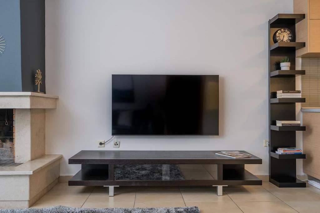 אתונה Bright & Elegant 2Bd Apt W/ View מראה חיצוני תמונה