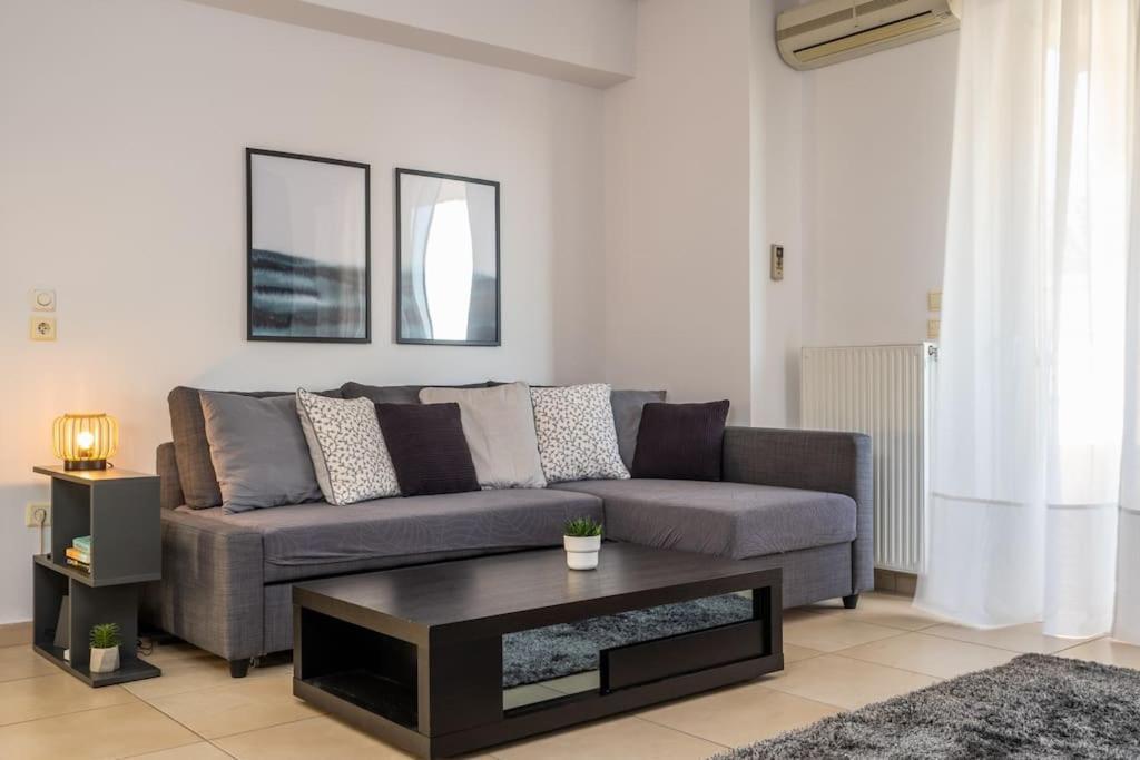 אתונה Bright & Elegant 2Bd Apt W/ View מראה חיצוני תמונה