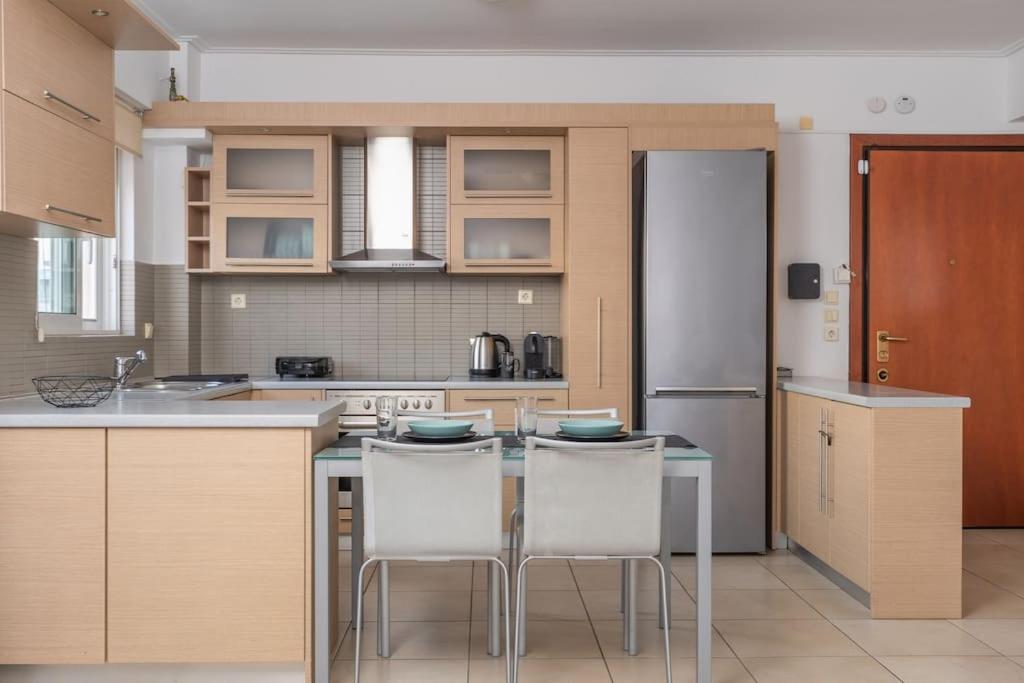 אתונה Bright & Elegant 2Bd Apt W/ View מראה חיצוני תמונה